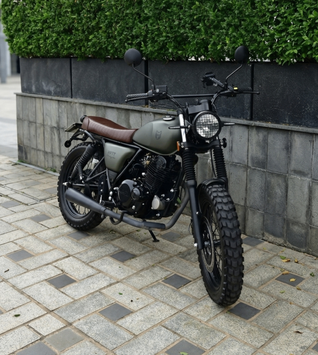 MUTT HILTS 250